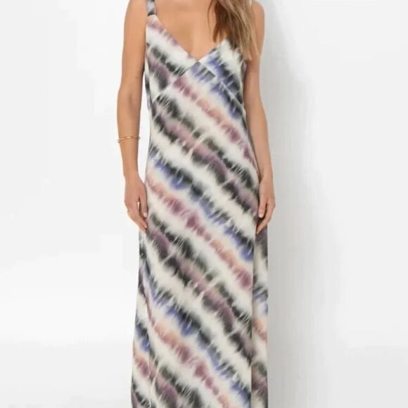 With Tags Madison the Label Larissa Tie Dye Maxi Dress Size X-Small and X-Large - Picture 3 of 6
